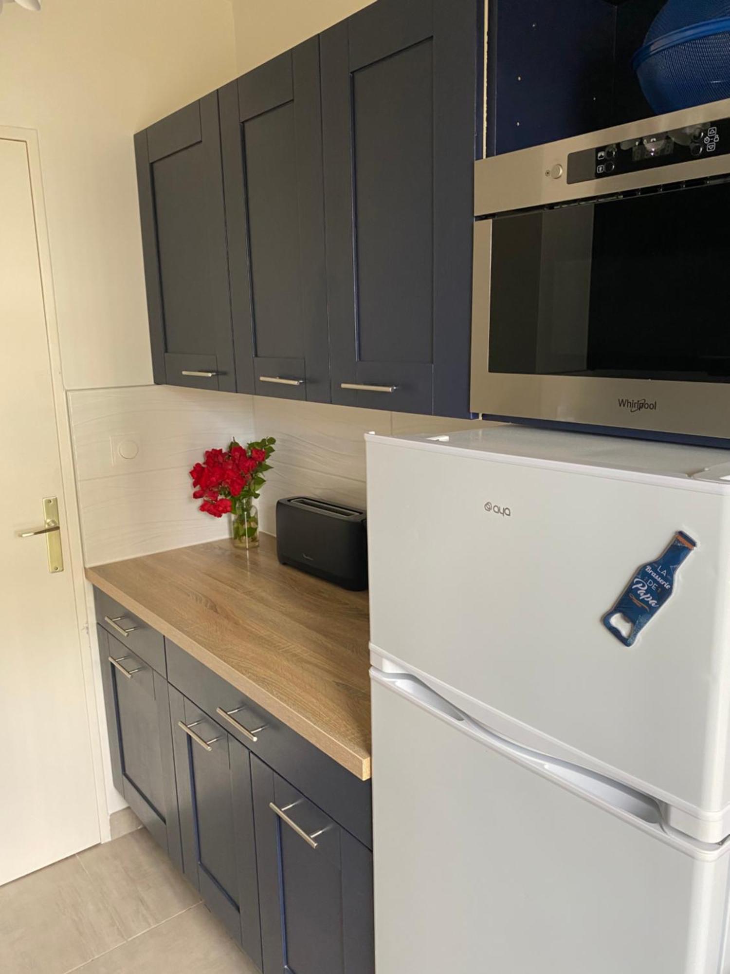 Appartement 65M2 Avec Balcon Vues Partielles Mer A 150M De La Plage Et Centre, Wifi Et Parking Prive Blonville-sur-Mer Esterno foto