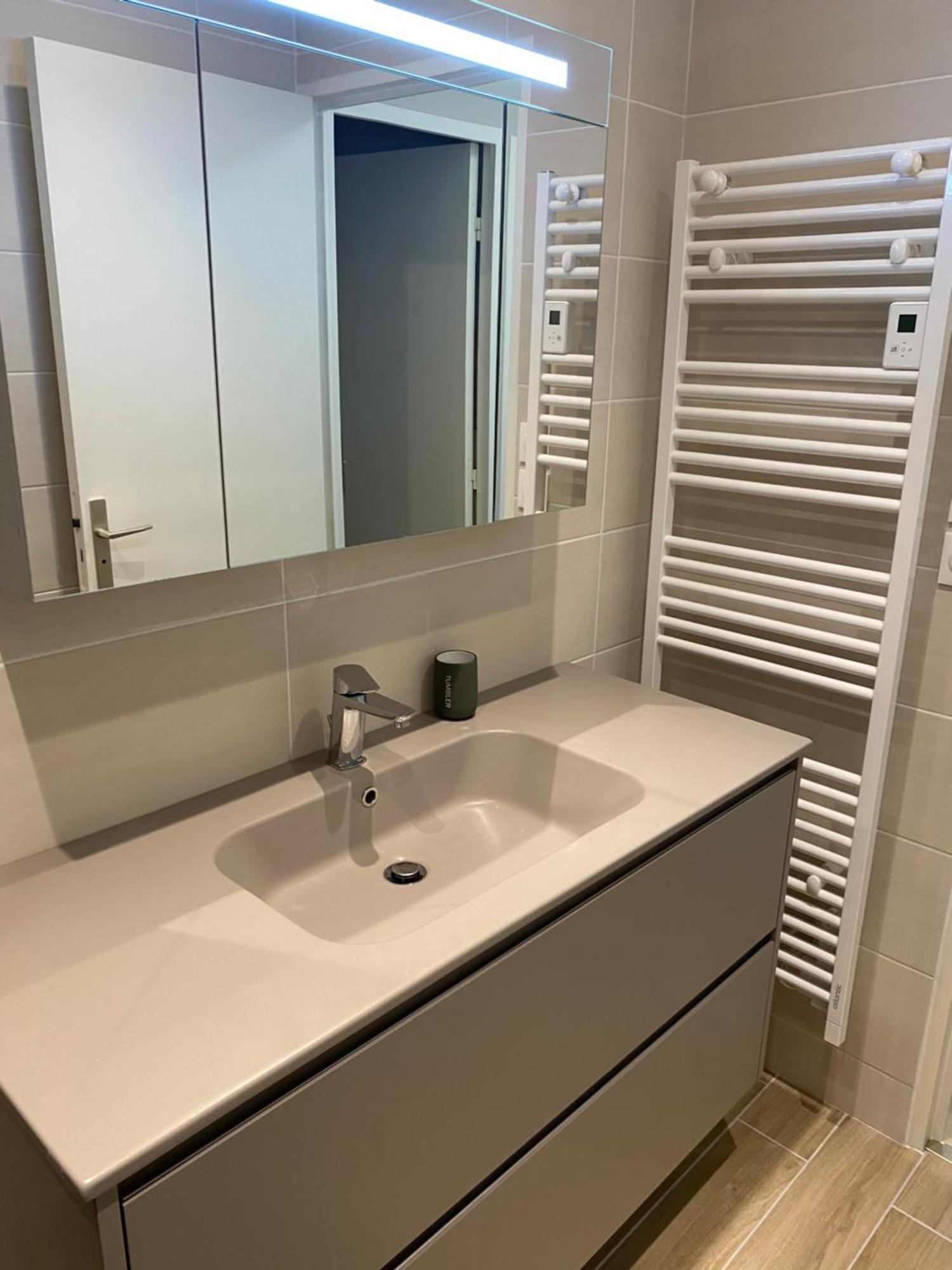 Appartement 65M2 Avec Balcon Vues Partielles Mer A 150M De La Plage Et Centre, Wifi Et Parking Prive Blonville-sur-Mer Esterno foto